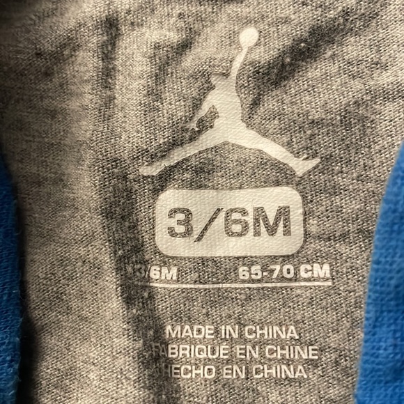 Jordan onesie size 3/6M - Picture 3 of 4